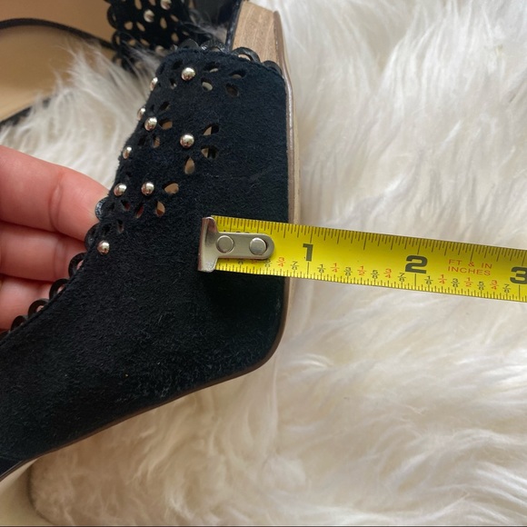 Guess Pumps GW Boardy Stacked Wooden Heel Peep Toe Sandal - Picture 7 of 11